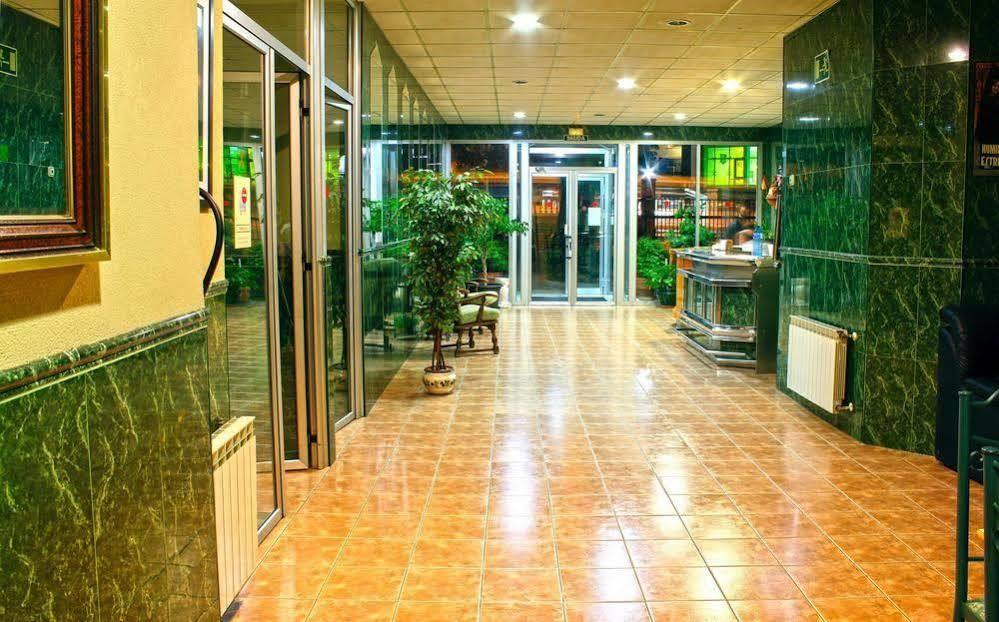 Hostal La Casa De Enfrente Málaga Exterior foto