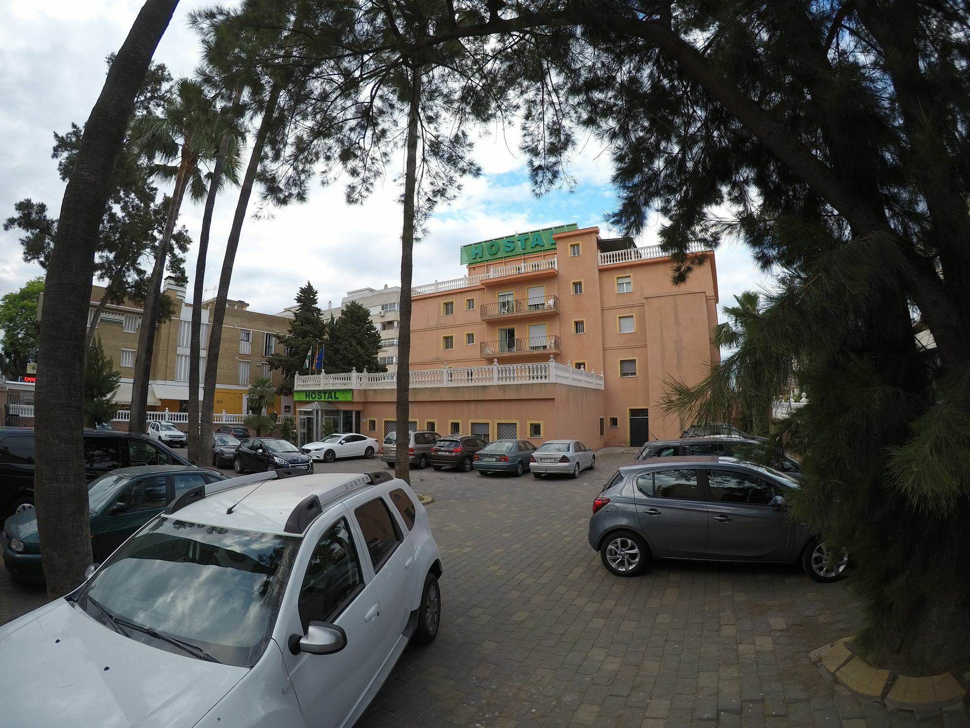Hostal La Casa De Enfrente Málaga Exterior foto